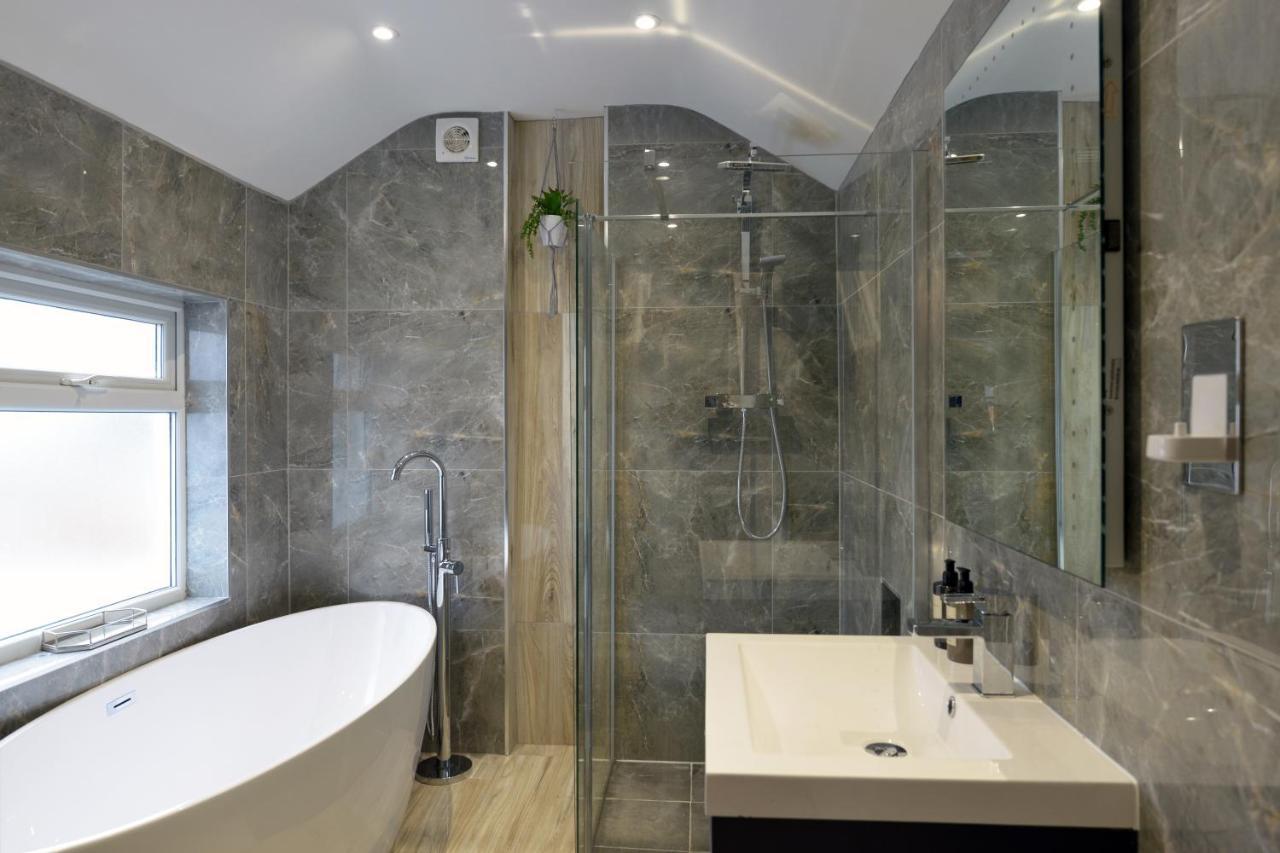 Outstanding Modernised 3/4 Double Bedroomed House Littlehampton Exterior photo